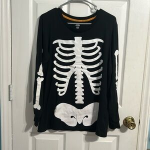 Women’s large Halloween skeleton pajamas